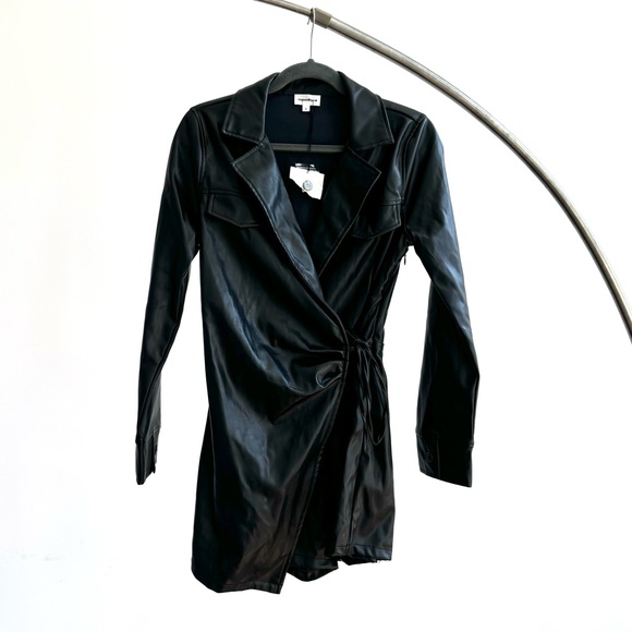 Superdown Chantel Faux Leather Romper NEW - Picture 2 of 5